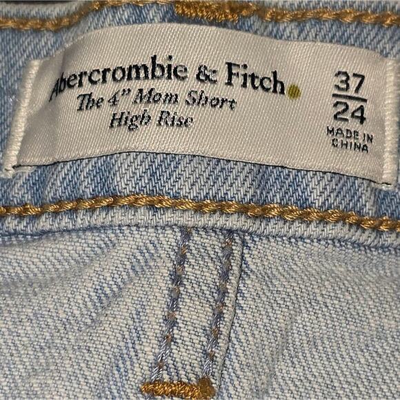 Abercrombie & Fitch THE HIGH RISE 4" MOM SHORTS Light Wash PLUS SIZE 24 NEW - Picture 9 of 10
